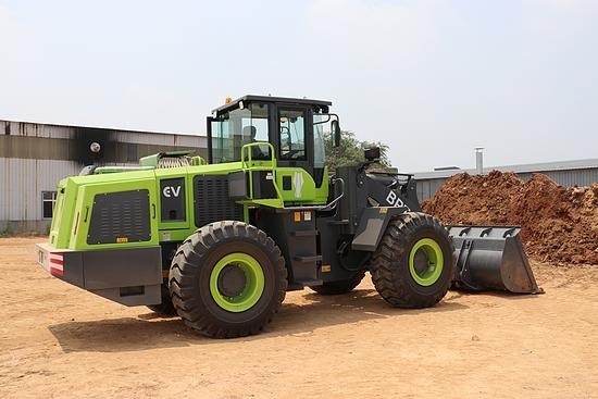 2024年2月装载机国内销量2763台，同比下降50.4%