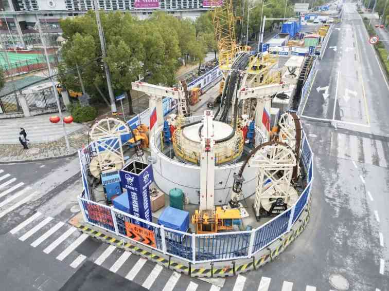铁建重工国产首台水务行业竖井掘进机成功应用，助力上海市政重点工程建设
